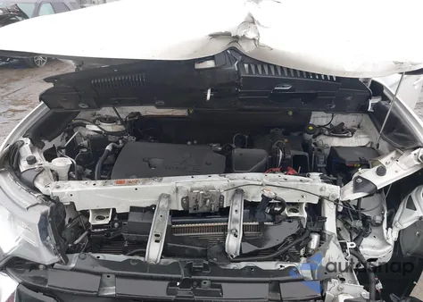 2020 Mitsubishi Outlander Es 2.4 z USA, uszkodzony, nr VIN JA4AD2A30LZ009207